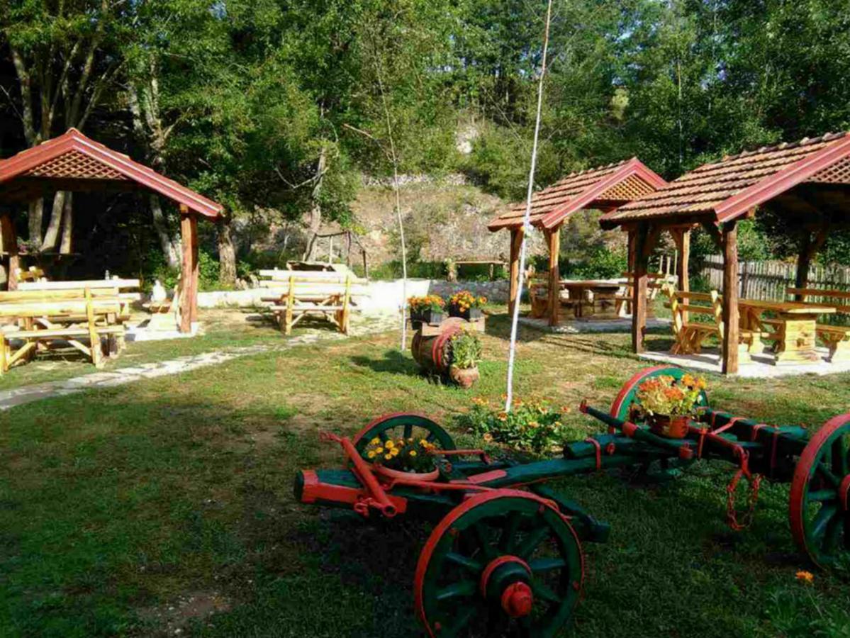 Seoski Turizam Zilicina Rogatica Bagian luar foto
